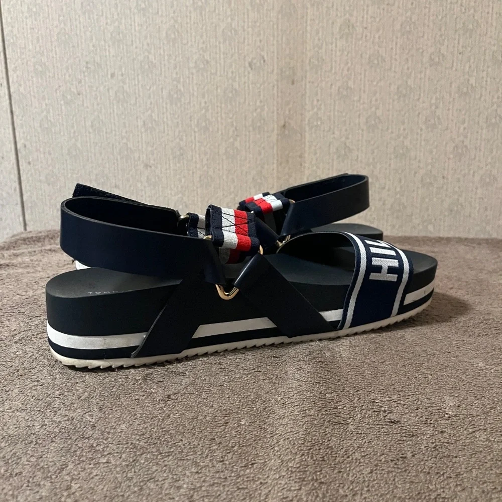Sandals - Picture 3 of 3